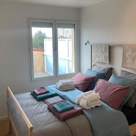 Appartement 2 Pieces De 44M² En Centre Ville Magny-les-Hameaux Eksteriør bilde