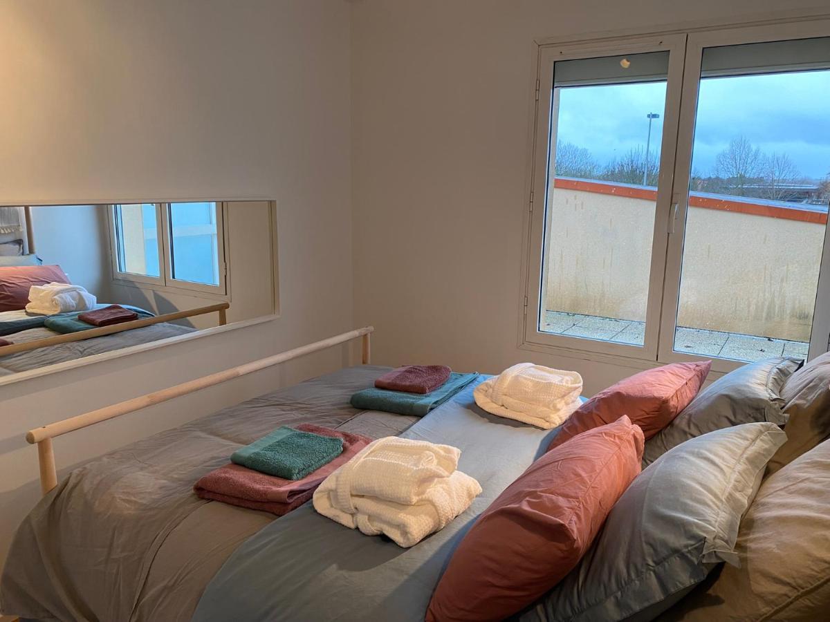 Appartement 2 Pieces De 44M² En Centre Ville Magny-les-Hameaux Eksteriør bilde