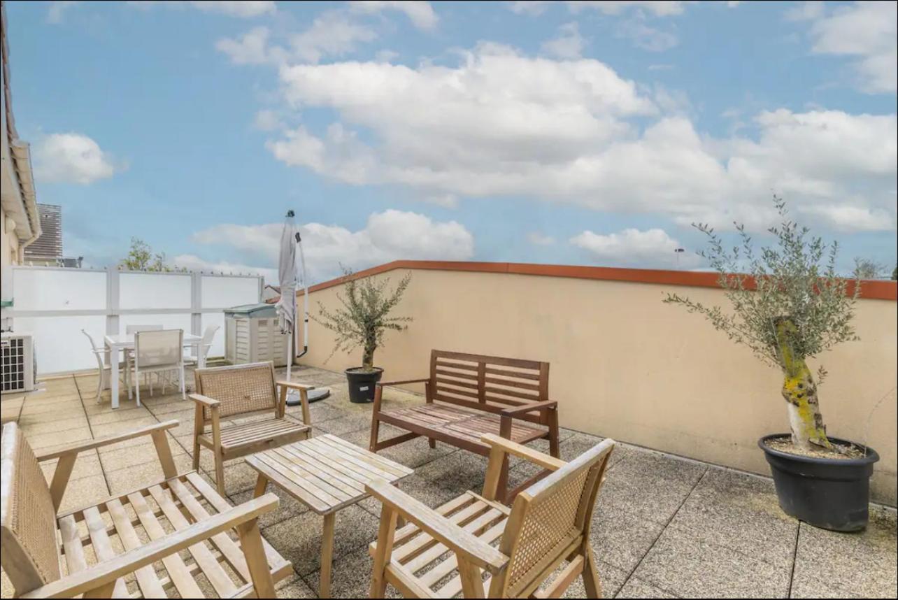 Appartement 2 Pieces De 44M² En Centre Ville Magny-les-Hameaux Eksteriør bilde